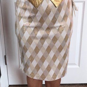 St. John gold and white metallic skirt size 2